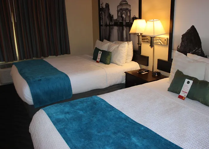Super 8 By Wyndham Berkeley